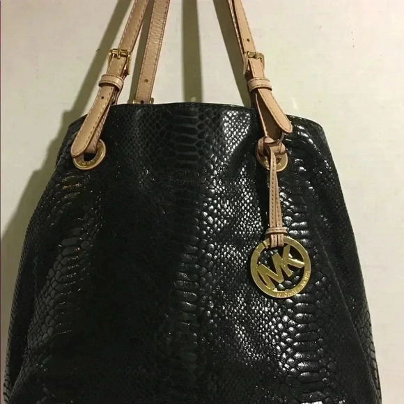 Michael kors Black embossed leather tote handbag - Picture 8 of 8